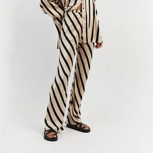 DISSH PIPPA STONE SATIN BIAS CUT PANT